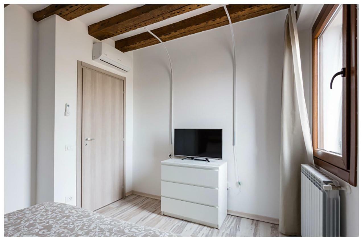 Biennale Family Apartment In Венеція Екстер'єр фото